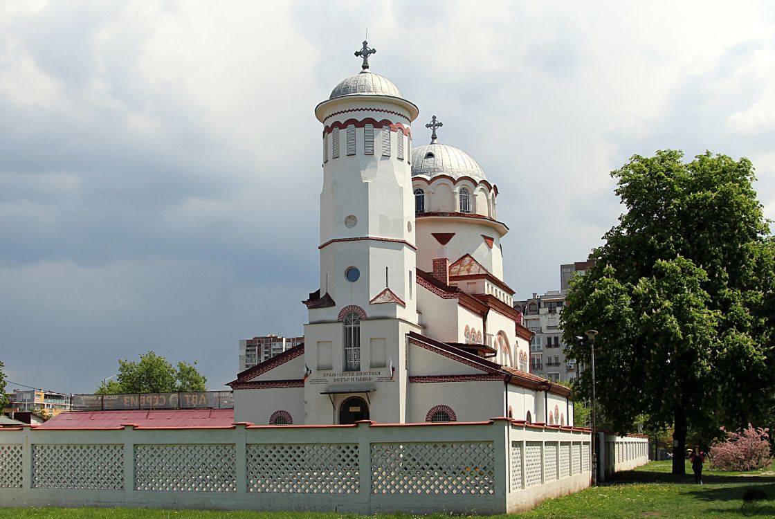 София. Церковь Петра и Павла. фасады