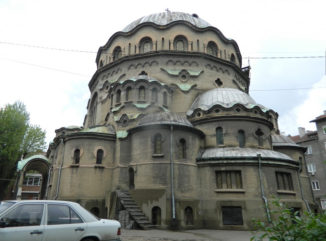 София. Церковь Параскевы Иконийской. фасады