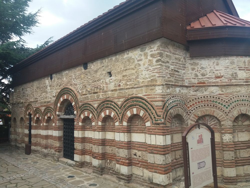 Церковь Параскевы Пятницы, Несебыр (Бургасская область, Болгария). архитектурные детали, Южный фасад