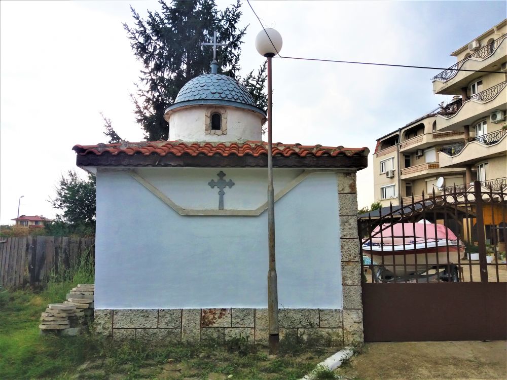 Неизвестная часовня, Ахелой (Бургасская область, Болгария). фасады, Вид с улицы