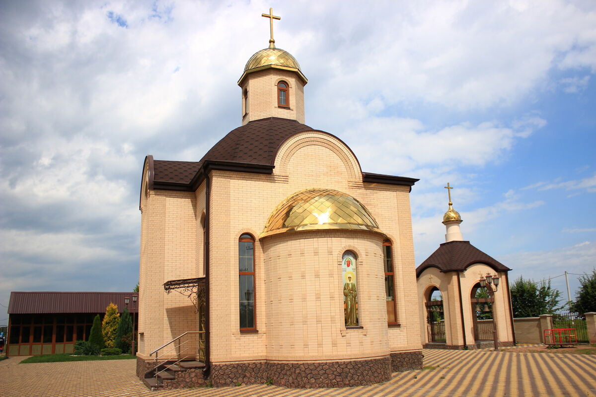 Церковь Матроны Московской, Горный (Предгорный район, Ставропольский край). фасады