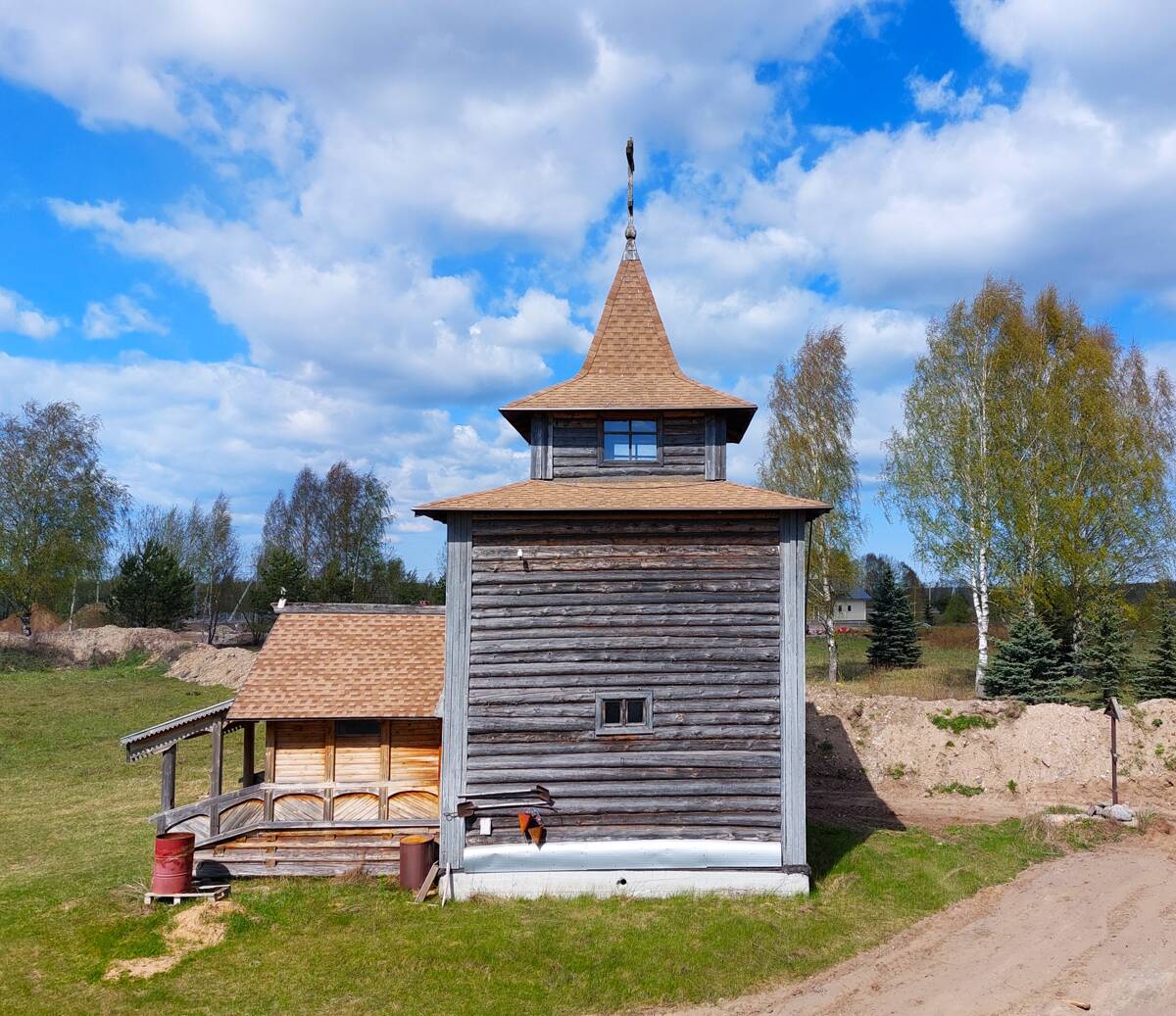 Церковь Симона Охтинского и Андрея Уфимского, Анненское, урочище (Кировский район, Ленинградская область). фасады