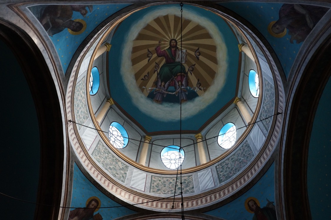 Церковь Николая Чудотворца, Враца (Врацкая область, Болгария). интерьер и убранство