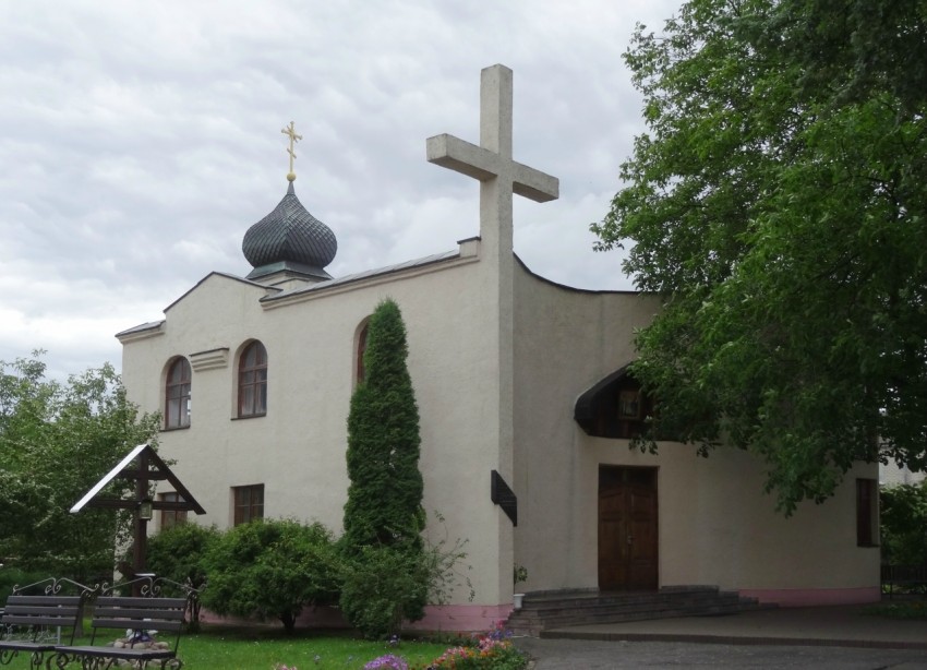 Крестильная церковь Кирилла и Мефодия, Слуцк (Слуцкий район, Беларусь, Минская область). дополнительная информация, крестильный храм