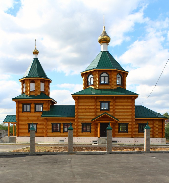 Церковь Владимира равноапостольного, Искра (Александровский район, Владимирская область). фасады