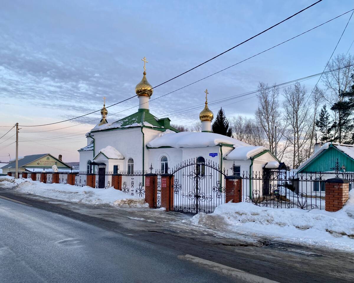 Церковь Пантелеимона Целителя, Кузедеево (Новокузнецкий район и г. Новокузнецк, Кемеровская область). фасады, Вид с СЗ