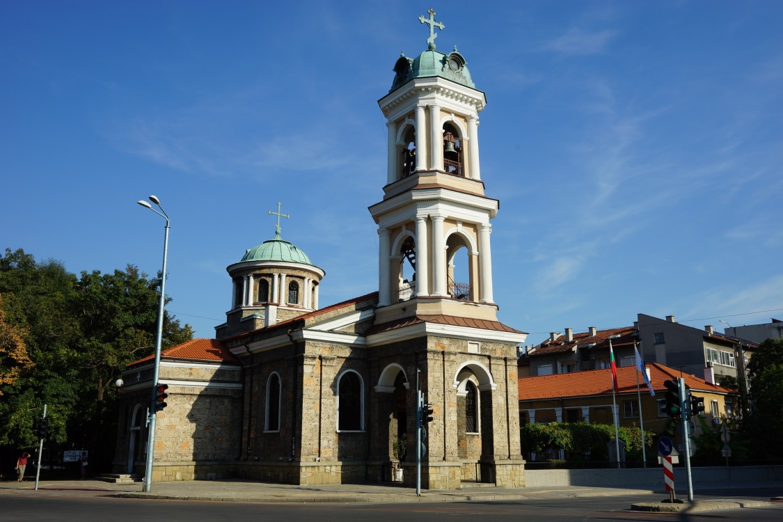Церковь Параскевы Сербской, Пловдив (Пловдивская область, Болгария). общий вид в ландшафте
