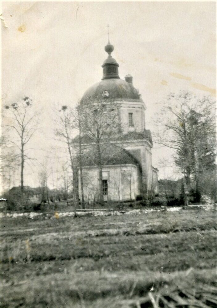 Церковь Георгия Победоносца, Юрьевское (Мышкинский район, Ярославская область). архивная фотография, Вторая половина 1950-х годов: https://katskari.ru/page.php?level=3&id_level_1=19&id_level_2=63&id_level_3=38