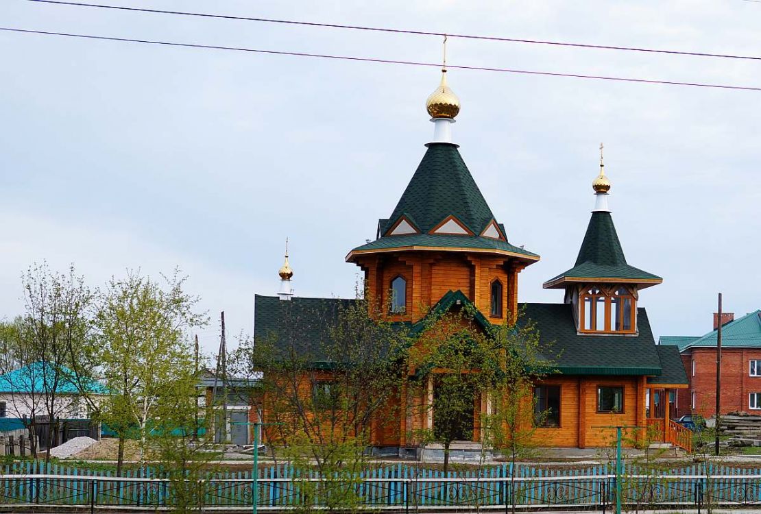 Северное. Церковь Троицы Живоначальной. фасады