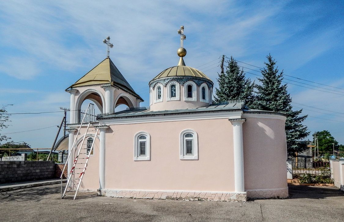 Суворовская. Часовня Успения Пресвятой Богородицы. фасады