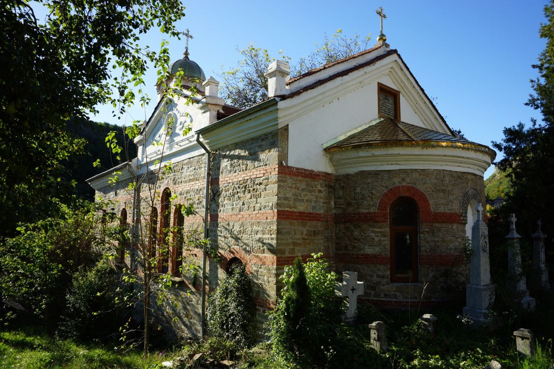 Велико-Тырново. Церковь Успения Пресвятой Богородицы. фасады