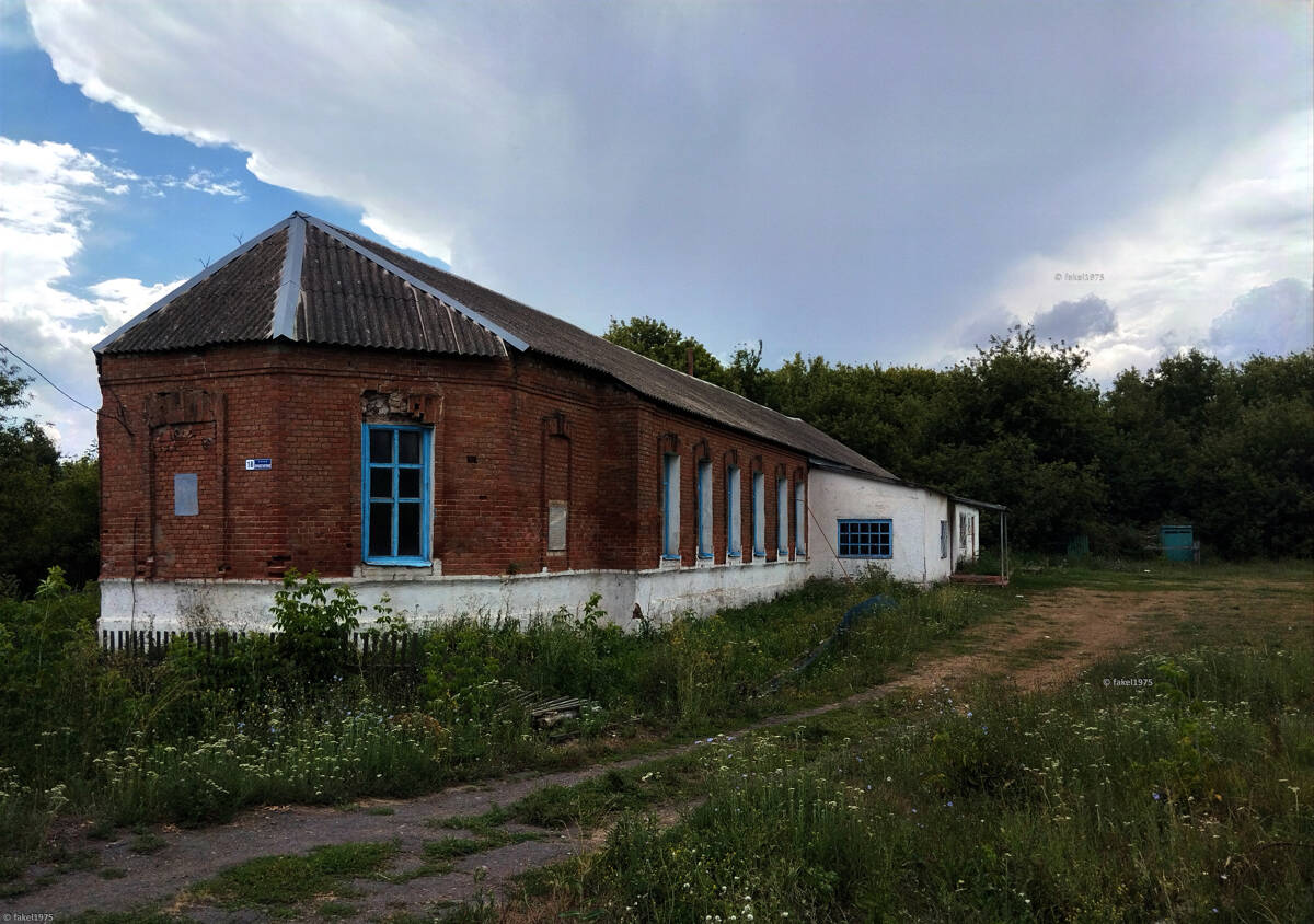 Церковь Покрова Пресвятой Богородицы, Красные Холмы (Панинский район, Воронежская область). фасады