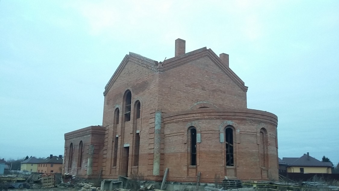 Церковь Феодоровской иконы Божией Матери (строящаяся), Коллонтай (Малоярославецкий район, Калужская область). документальные фотографии