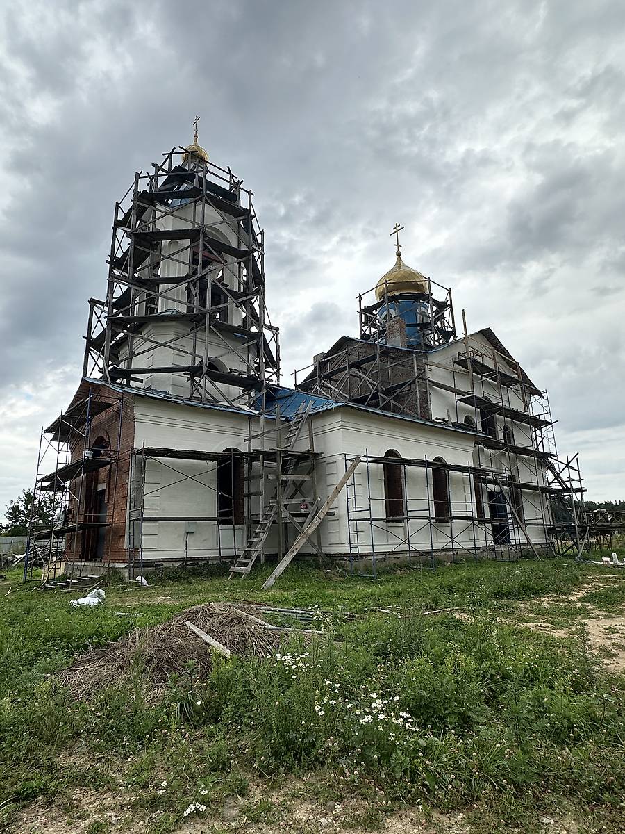 документальные фотографии. Церковь Феодоровской иконы Божией Матери (строящаяся), Коллонтай (Малоярославецкий район, Калужская область)