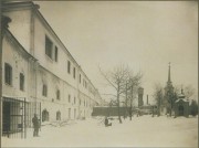 Неизвестная часовня, Часовня справа. Фото 1917 г. из фототеки ГМИ СПб, инв. № II-А-21041-ф<br>, Шлиссельбург, Кировский район, Ленинградская область