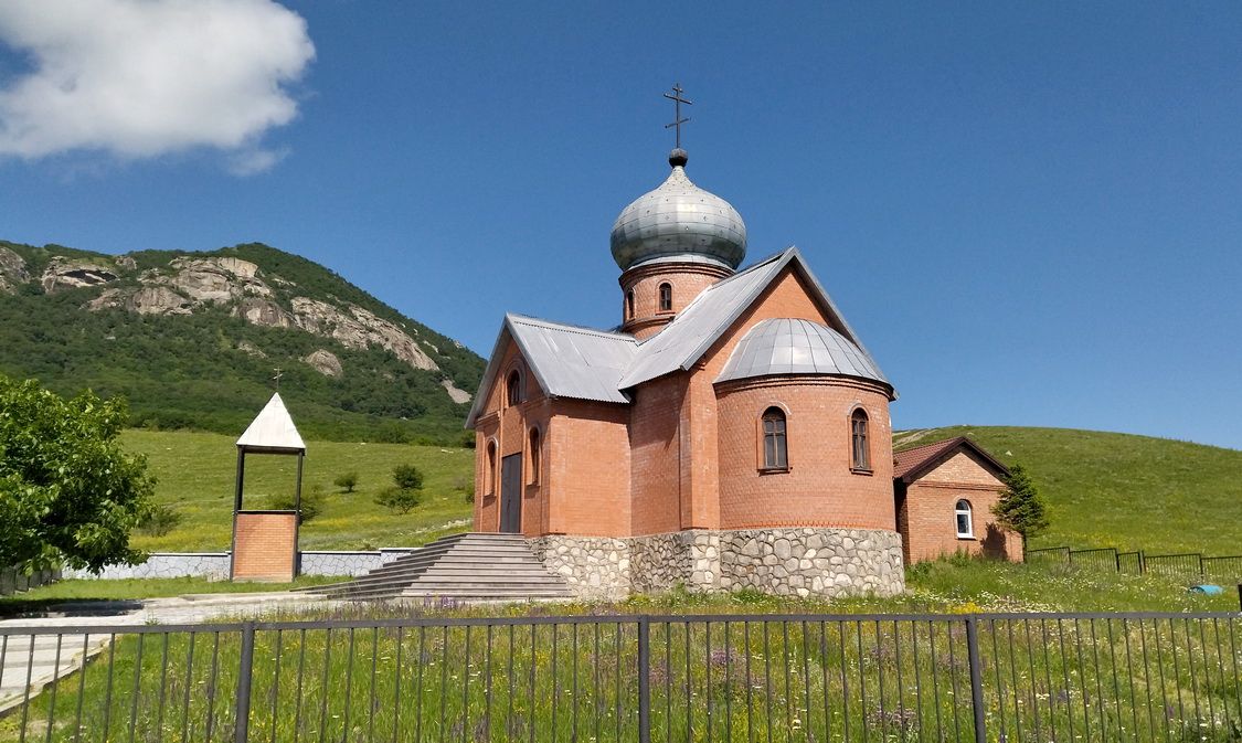 Церковь Харалампия, Порт-Артур (Предгорный район, Ставропольский край). фасады