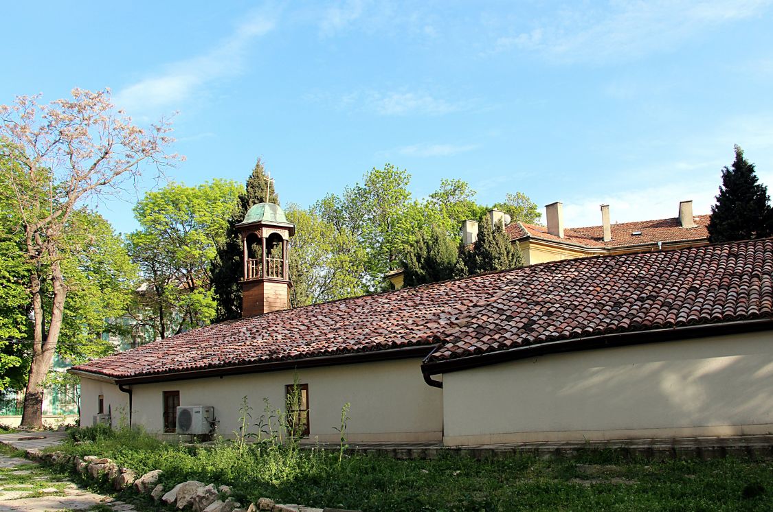 Церковь Успения Пресвятой Богородицы, Варна (Варненская область, Болгария). фасады
