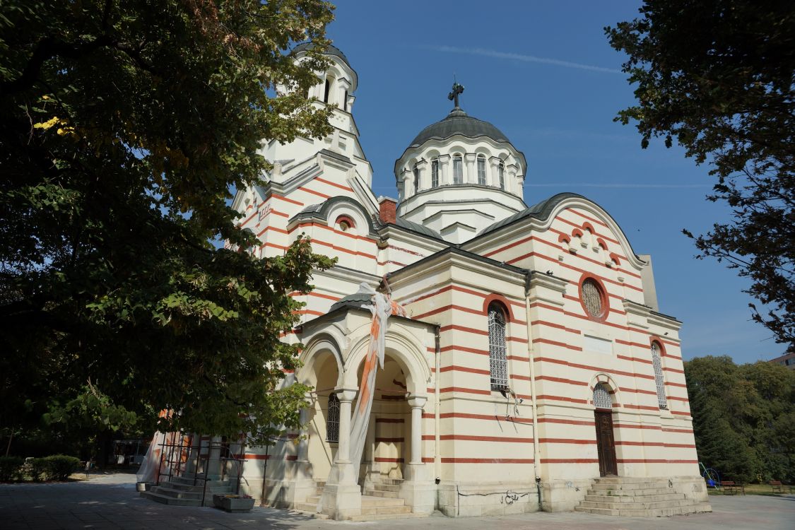 Варна. Церковь Параскевы Сербской. фасады