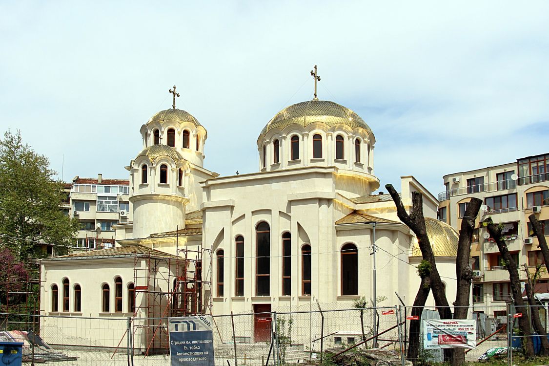 Варна. Церковь Прокопия Варненского (строящаяся). фасады