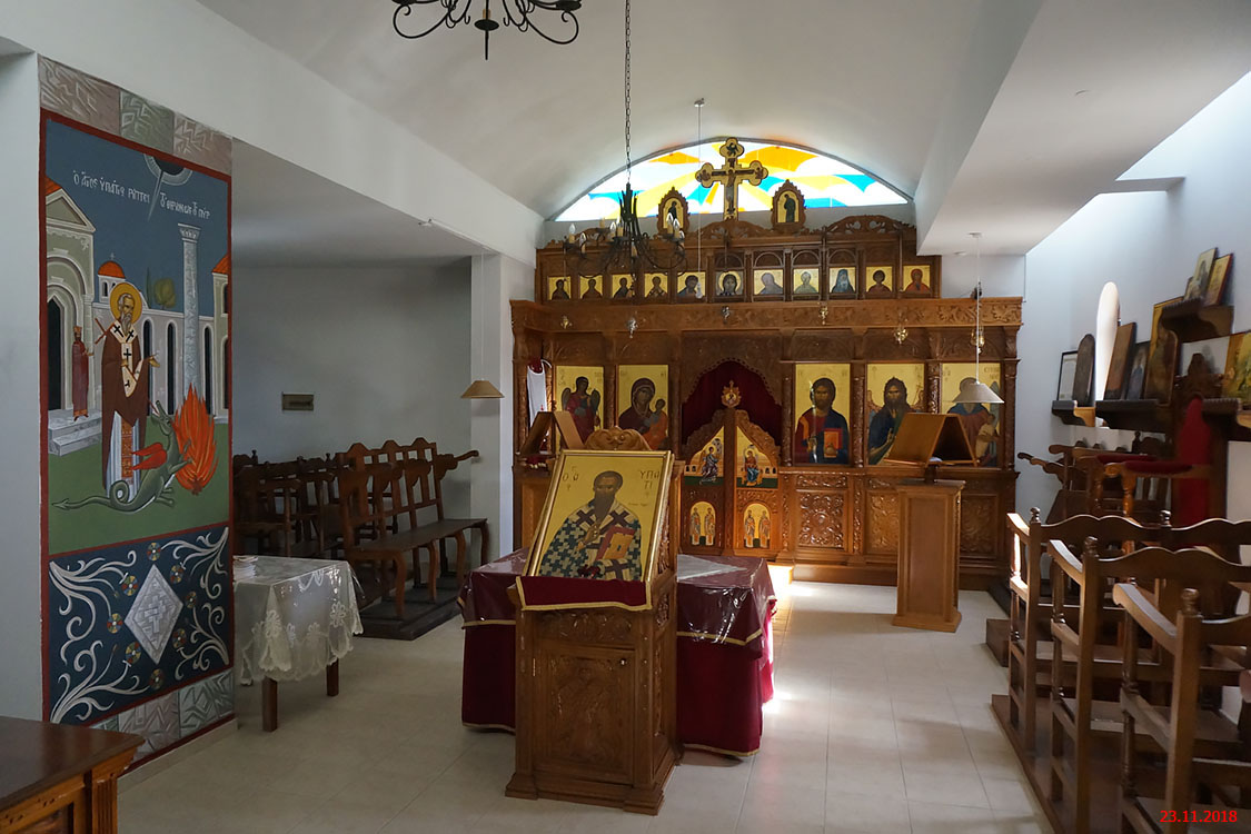 Церковь Ипатия Гангарского, Кетикас (Пафос, Кипр). интерьер и убранство