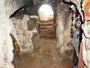 Айа-Напа. Феклы Иконийской, пещерная церковь