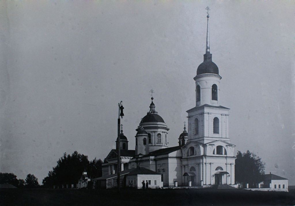 Собор Покрова Пресвятой Богородицы (старый), Лукоянов (Лукояновский район, Нижегородская область). архивная фотография, Частная коллекция. Фото 1910-х годов
