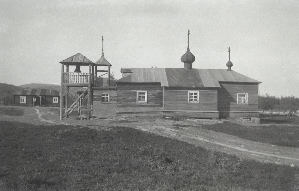 Церковь Николая Чудотворца в Баркине, Печенга (Печенгский район, Мурманская область). архивная фотография, Фото 1920-30-ых годов с сайта с сайта www.finna.fi. Автор Väinö Hämäläinen