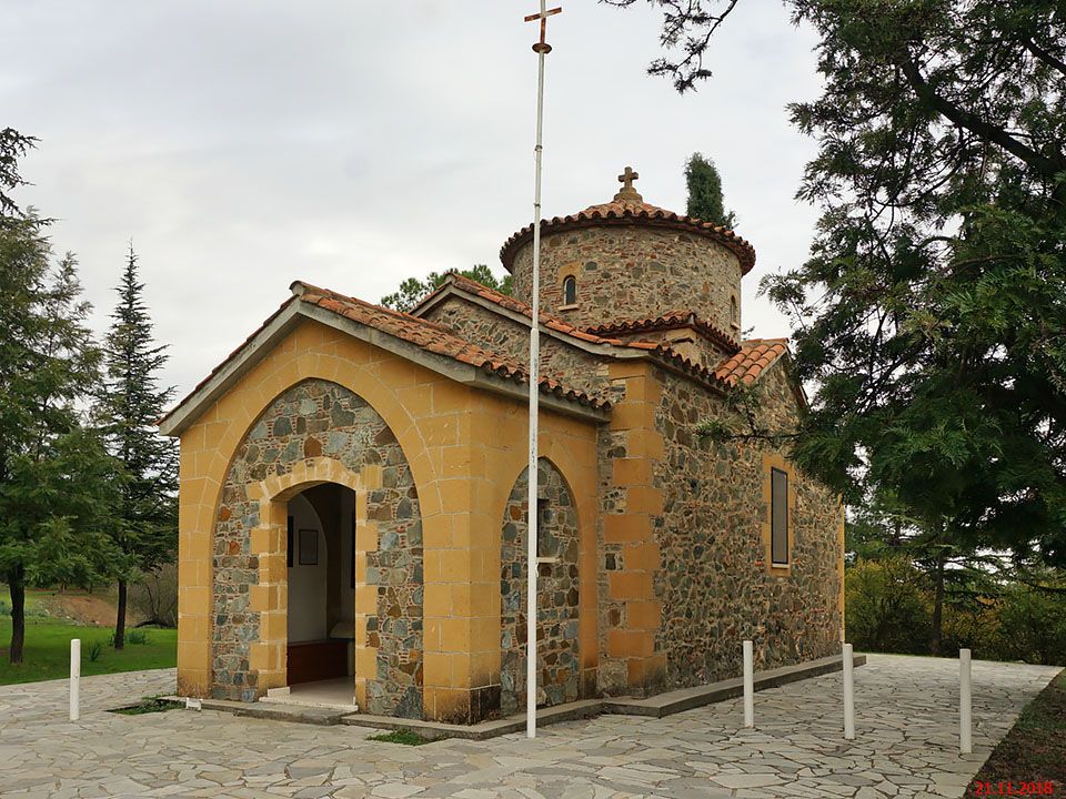 Церковь Онуфрия Великого, Лазания (Никосия, Кипр). фасады