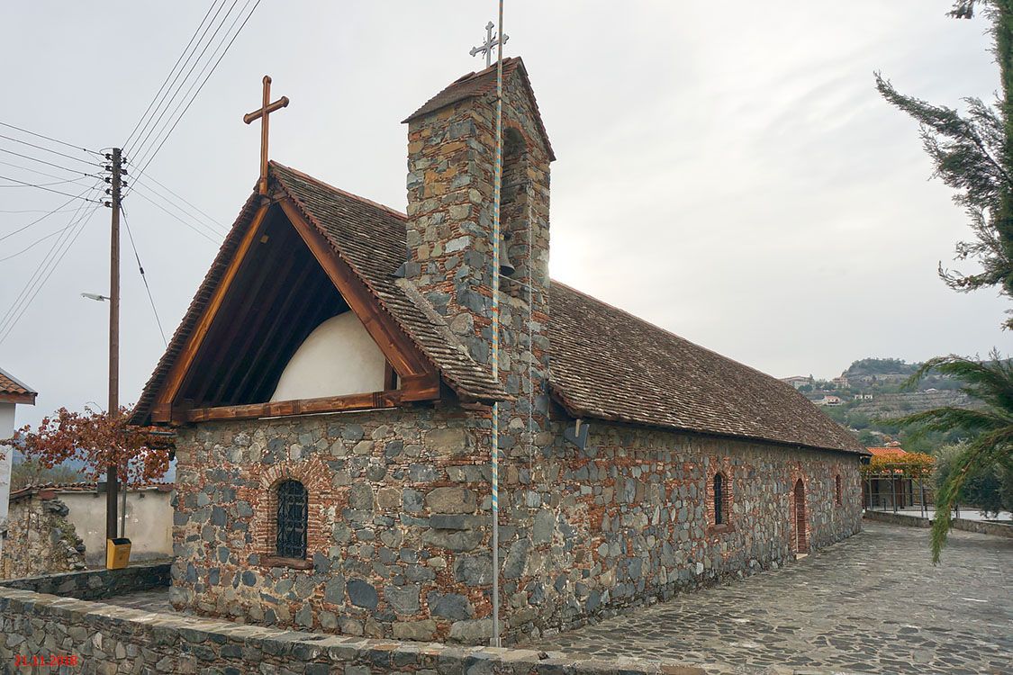 Церковь Иоанна Предтечи, Агрос (Лимасол, Кипр). фасады