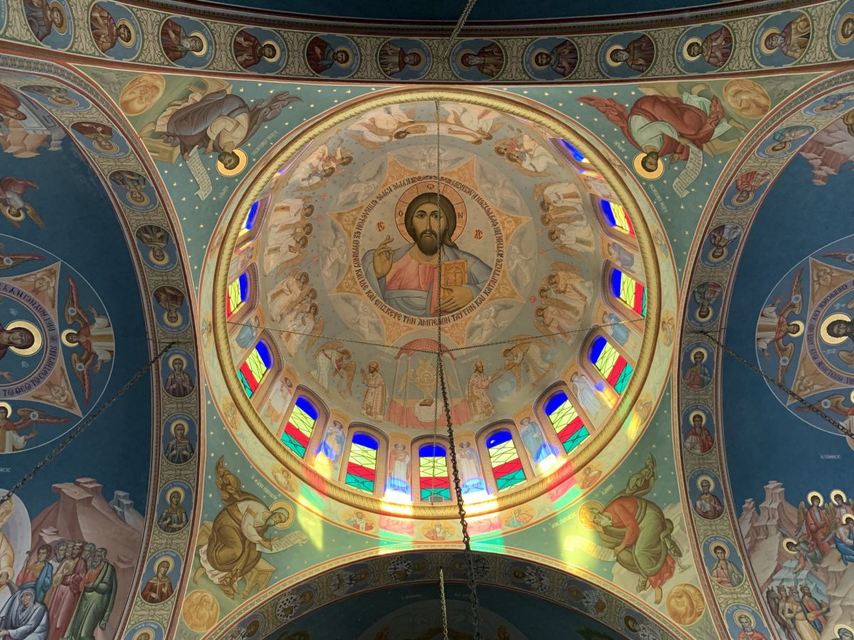 Кафедральный собор Николая Чудотворца, Лимасол (Лимасол, Кипр). интерьер и убранство, Центральный купол