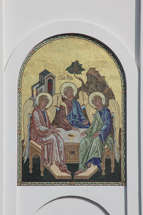 Собор Троицы Живоначальной, Курган (Курган, город, Курганская область). фасады, Мозаика на западном фасаде