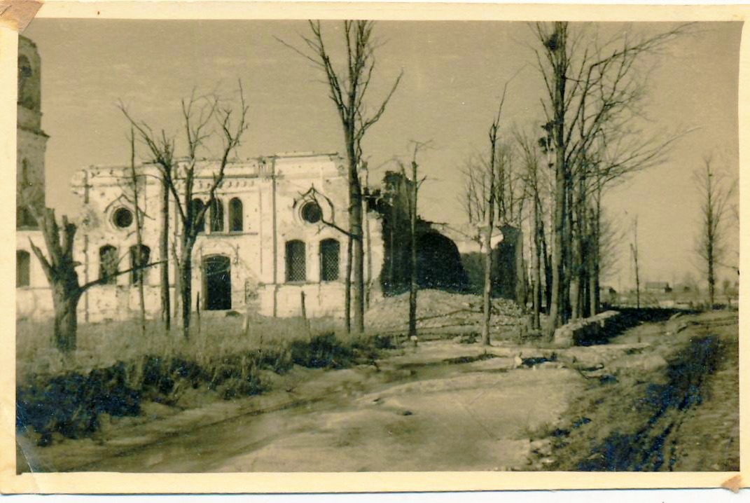 Фото 1943 г. с аукциона e-bay.de, архивная фотография. Церковь Николая Чудотворца, Пеньково (Старорусский район, Новгородская область)
