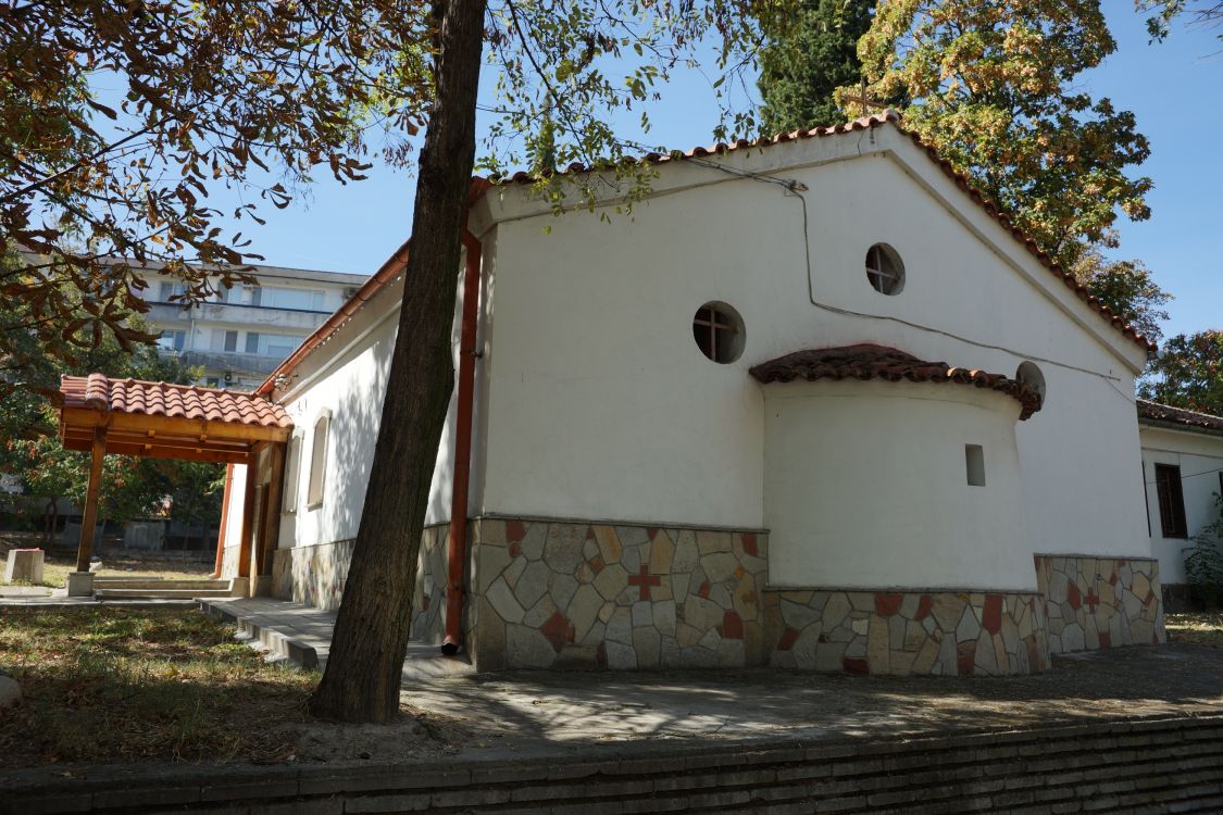 Часовня Кириакии Никомидийской, Асеновград (Пловдивская область, Болгария). фасады