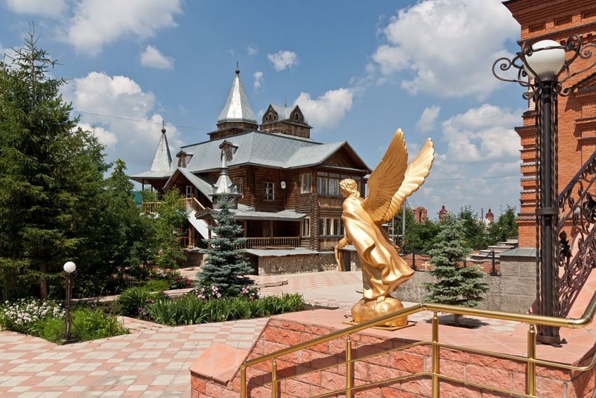 Троицкая Симеонова обитель милосердия, Саракташ (Саракташский район, Оренбургская область). дополнительная информация,   На территории обители 