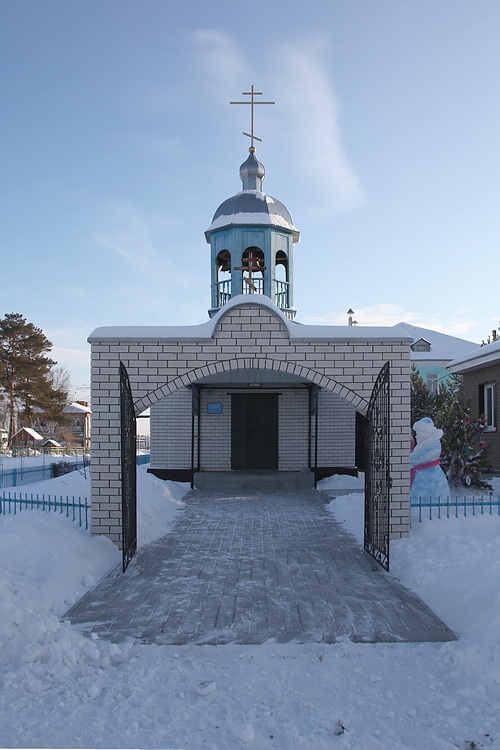 Церковь Вознесения Господня (новая), Красномыльское (Шадринский район и г. Шадринск, Курганская область). фасады, Южный фасад и ворота