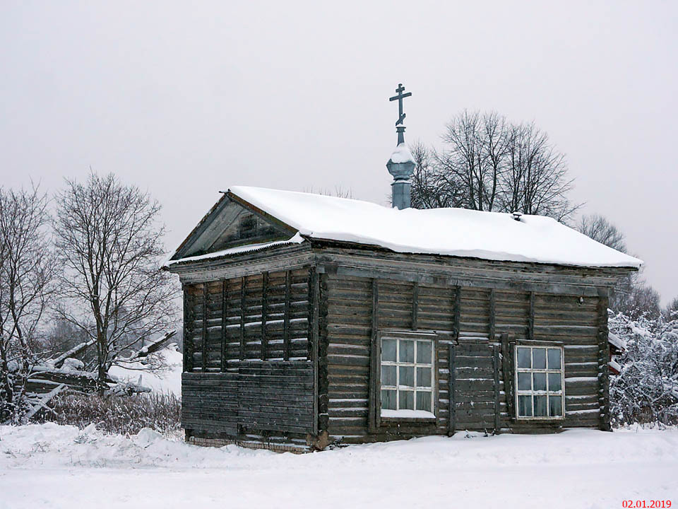 Часовня Сретения Господня, Гнездово (Лихославльский район, Тверская область). общий вид в ландшафте