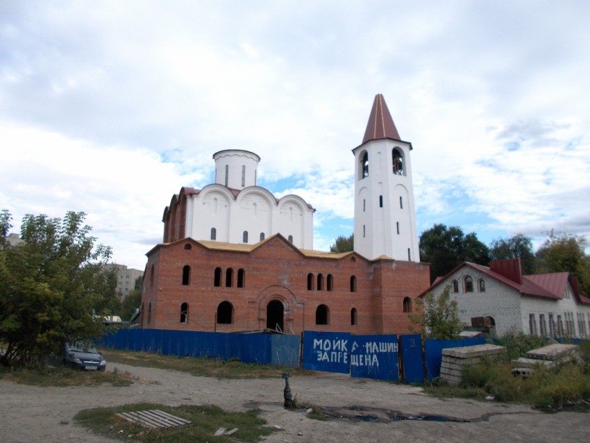Церковь Тихона Задонского (строящаяся), Саратов (Саратов, город, Саратовская область). документальные фотографии