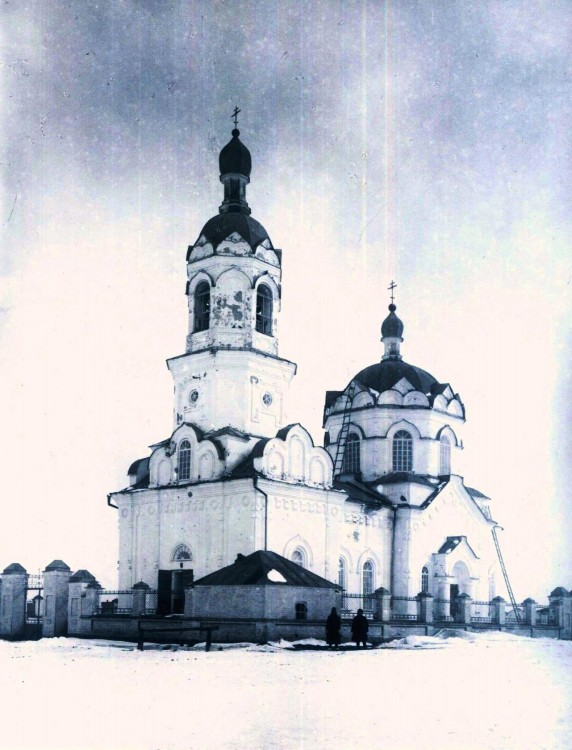 Церковь Сошествия Святого Духа, Затеченское (Далматовский район, Курганская область). архивная фотография, Старинное фото. Вид с юго-запада