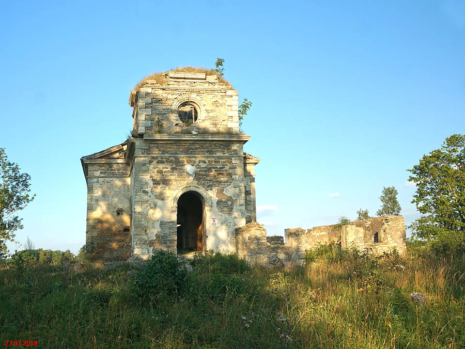 Церковь Богоявления Господня, Мыннусте (Сааремаа, Эстония). фасады