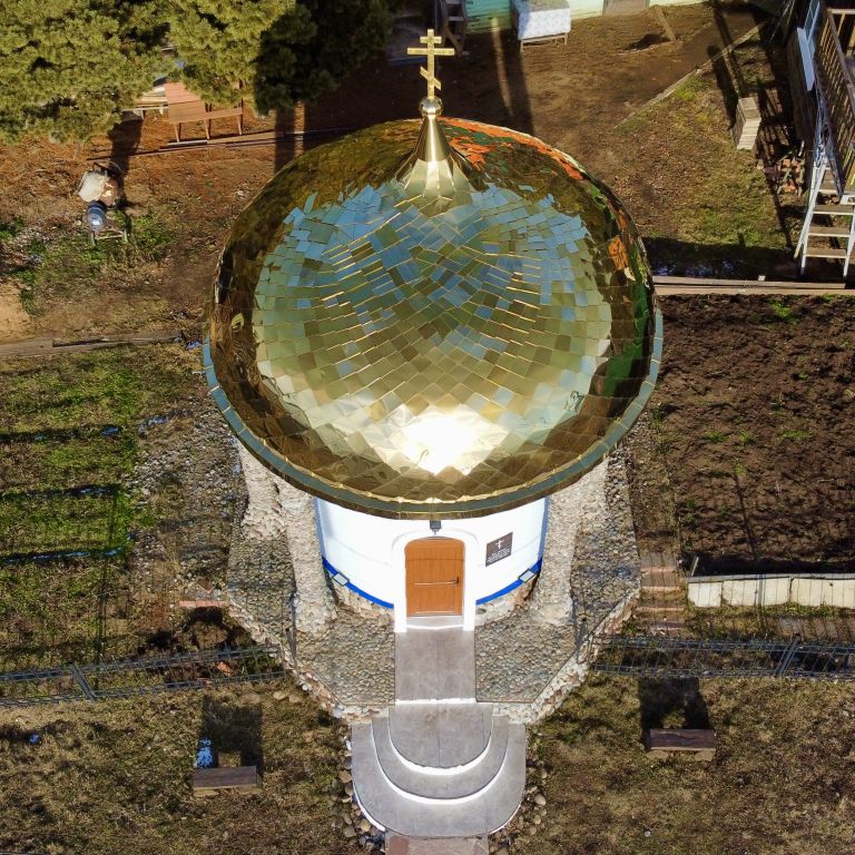 Часовня Байкальской иконы Божией Матери, Листвянка (Иркутский район, Иркутская область). архитектурные детали, Сверху
