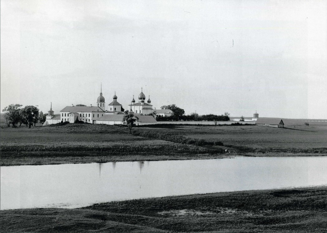 Кириллов монастырь, Кириллов монастырь, урочище (Новгородский район, Новгородская область). архивная фотография, Начало ХХ века. https://frosya-hod.livejournal.com/98875.html