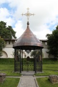 Старицкий Успенский мужской монастырь. Неизвестная часовня-сень, , Старица, Старицкий район, Тверская область