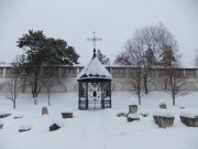 Старица. Старицкий Успенский мужской монастырь. Часовня-сень