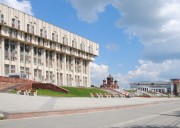 Церковь Спаса Преображения в Кузнецах, Церковь стояла на периметре фонтанов и скамеек.<br>, Тула, Тула, город, Тульская область