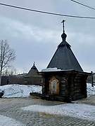 Мурманск. Троицкий Феодоритов Кольский мужской монастырь. Надкладезная часовня