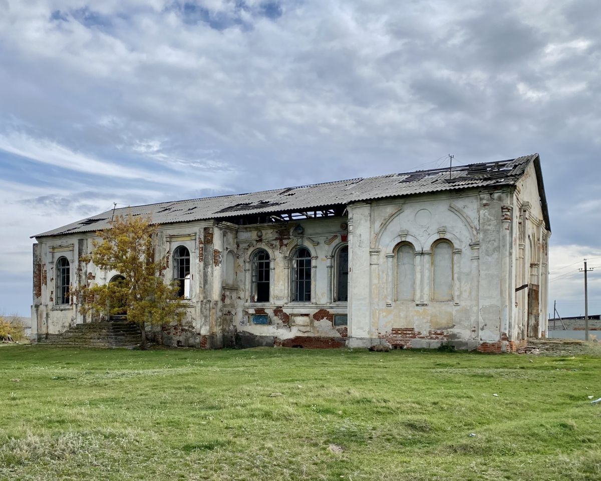 Церковь Вознесения Господня, Арлагуль (Лебяжьевский район, Курганская область). фасады, Вид с улицы Центральная 