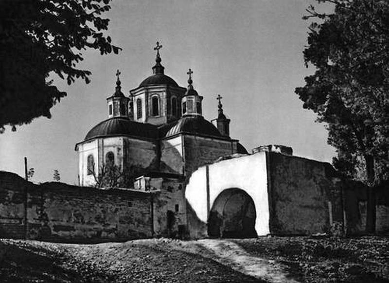 Гамалеевский Харлампиев монастырь, Гамалиевка (Шосткинский район, Украина, Сумская область). архивная фотография