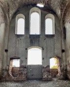 Церковь Илии Пророка, Южный фасад, вид изнутри<br>, Ёлошное, Лебяжьевский район, Курганская область