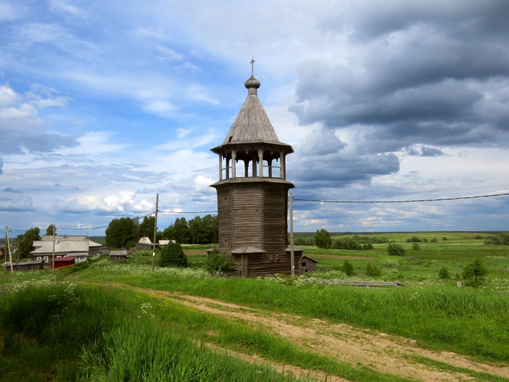 Тарасово (Чухчерьма). Колокольня Ильинско-Чухчеремского погоста. фасады