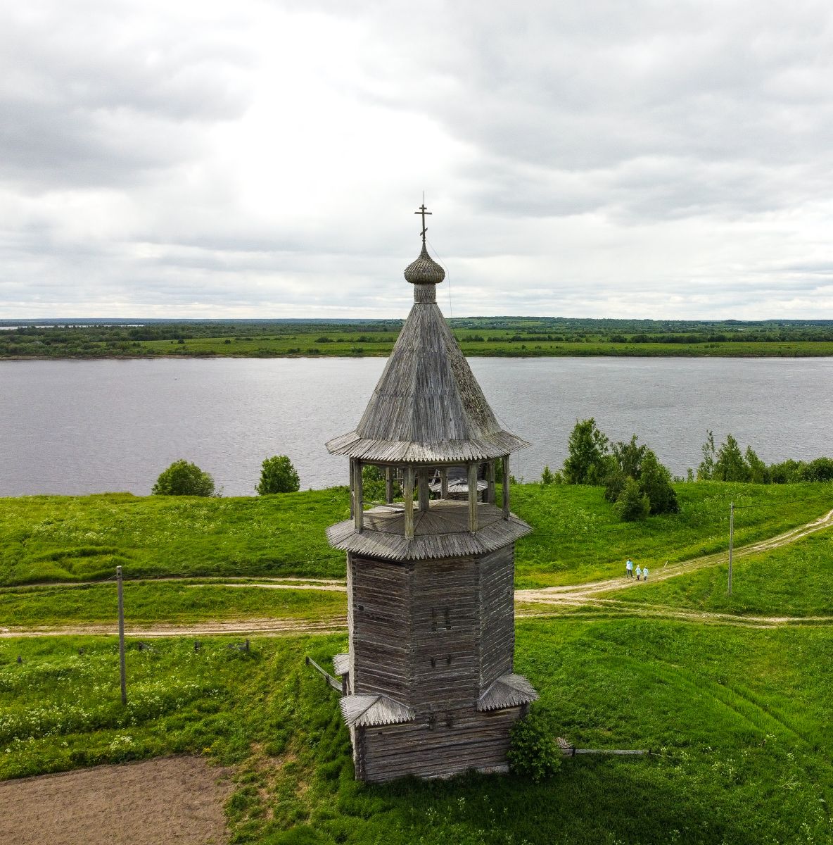 Колокольня Ильинско-Чухчеремского погоста, Тарасово (Чухчерьма) (Холмогорский район, Архангельская область). фасады